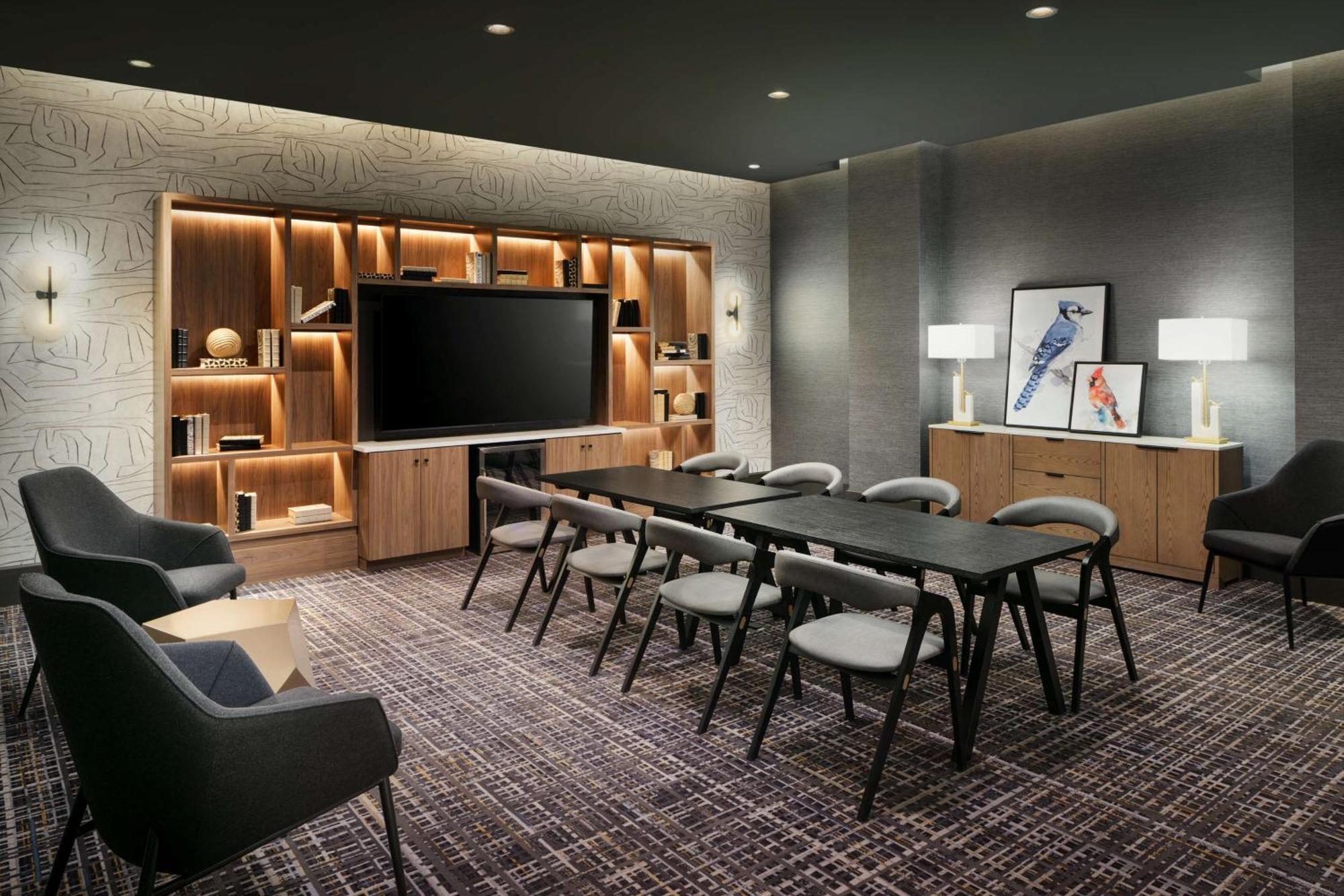 Отель Tempo By Hilton Raleigh Downtown Экстерьер фото